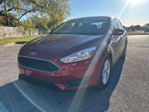 Used 2016 Ford Focus SE image 7