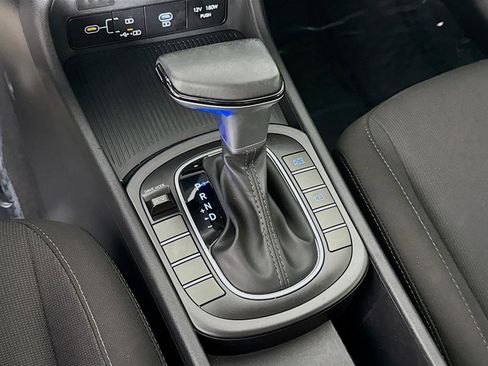 Certified 2024 Hyundai Kona SEL FWD image 17