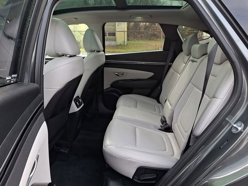 Used 2022 Hyundai Tucson Limited image 10