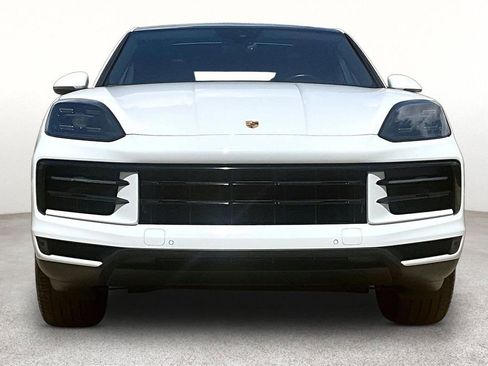 Used 2024 Porsche Cayenne S AWD/4WD image 6