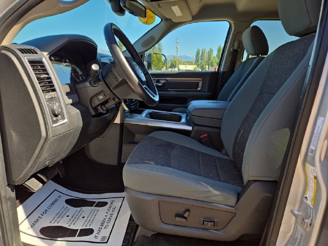 Used 2017 RAM 2500 Big Horn AWD/4WD image 2