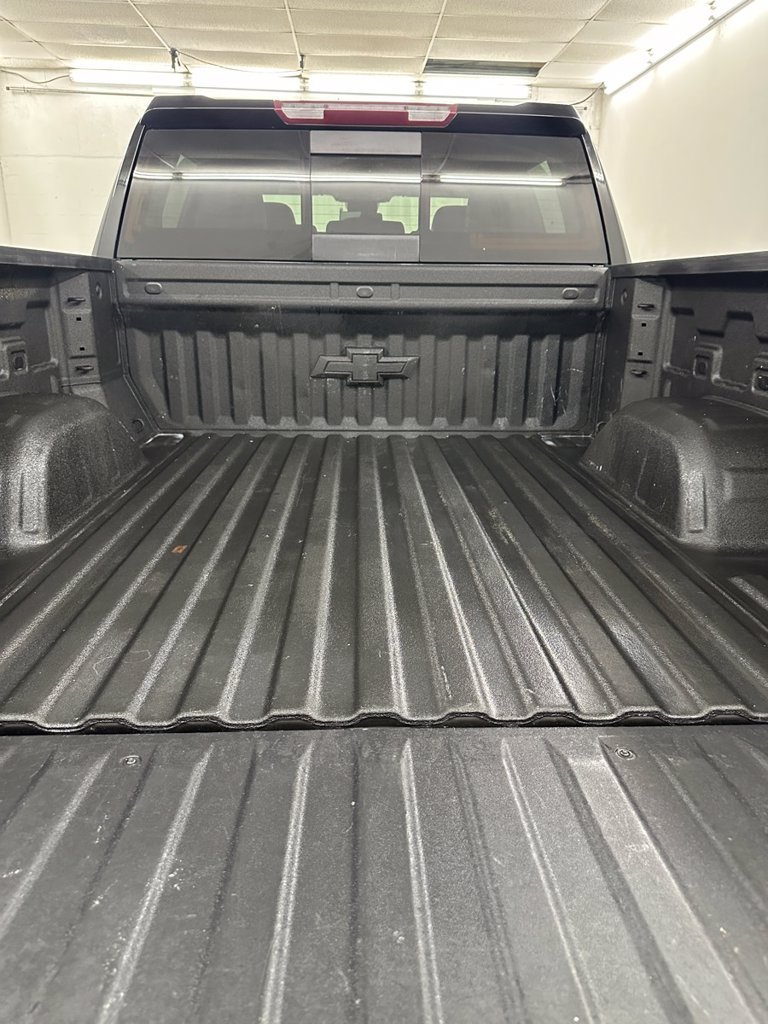 Used 2023 Chevrolet Silverado 1500 RST AWD/4WD image 29