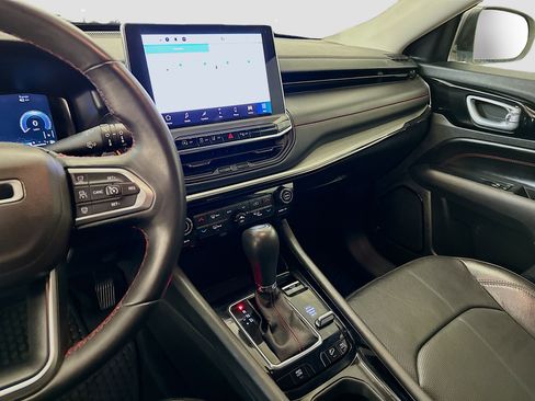 Used 2022 Jeep Compass Trailhawk w/ Trailhawk Elite Group image 26