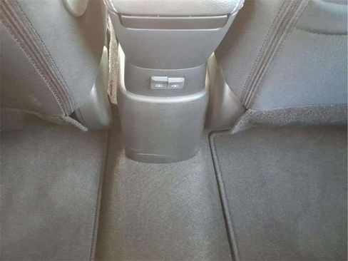 Used 2024 Nissan Kicks S image 13