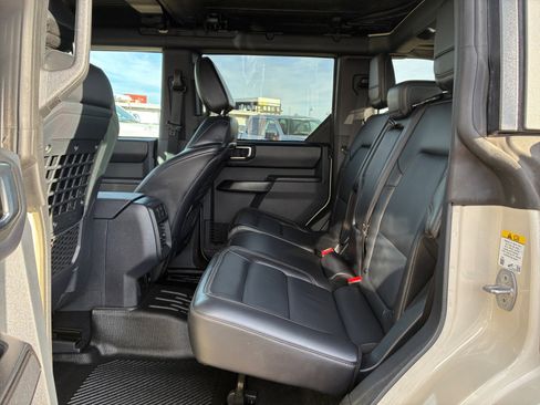 Certified 2025 Ford Bronco Badlands image 17