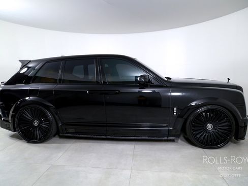 Used 2024 Rolls-Royce Cullinan image 10
