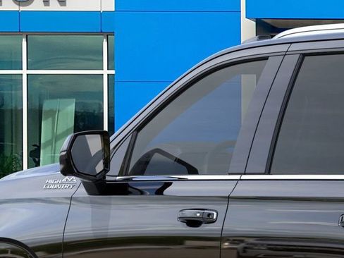 New 2026 Chevrolet Suburban High Country w/ Sun And Tow Package image 13