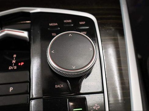 Used 2026 BMW X7 xDrive40i image 9