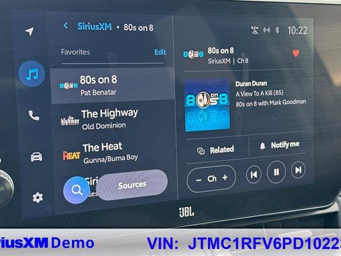 Used 2023 Toyota RAV4 XLE Premium image 28