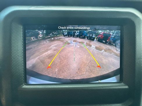 Used 2023 Jeep Wrangler Unlimited Sport AWD/4WD image 22
