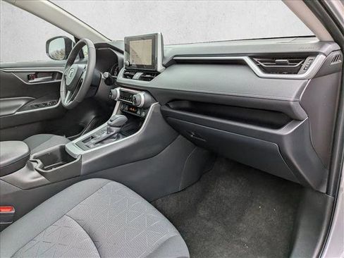 Certified 2025 Toyota RAV4 XLE w/ Convenience Package image 21