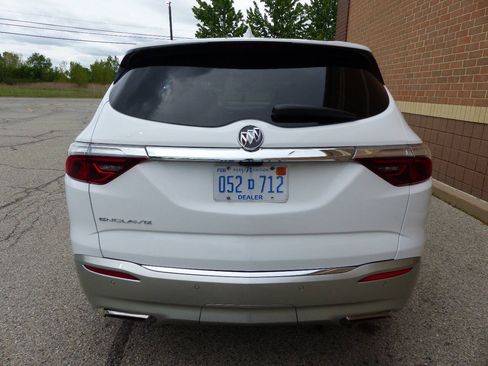 Used 2022 Buick Enclave Premium w/ Surround and Sites Package FWD image 8