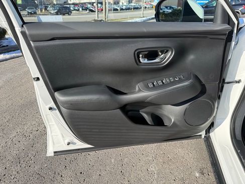New 2026 Honda HR-V LX image 16