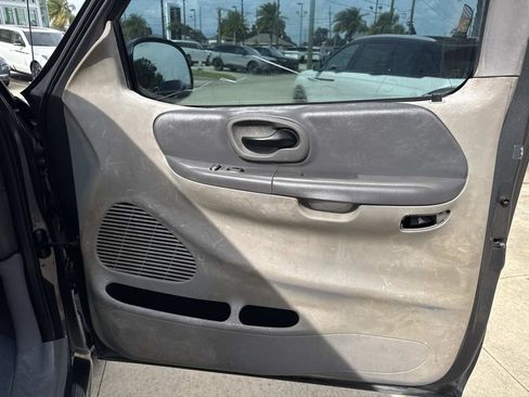 Used 2003 Ford F150 XL RWD image 14