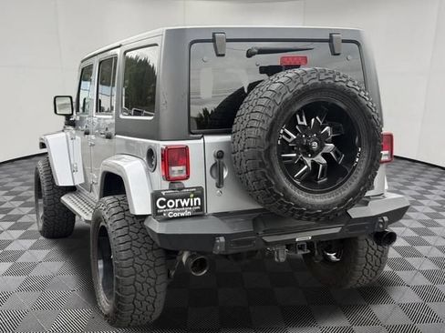 Used 2016 Jeep Wrangler Unlimited Sahara w/ Connectivity Group AWD/4WD image 14
