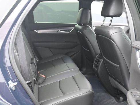 Used 2025 Cadillac XT5 Luxury image 12