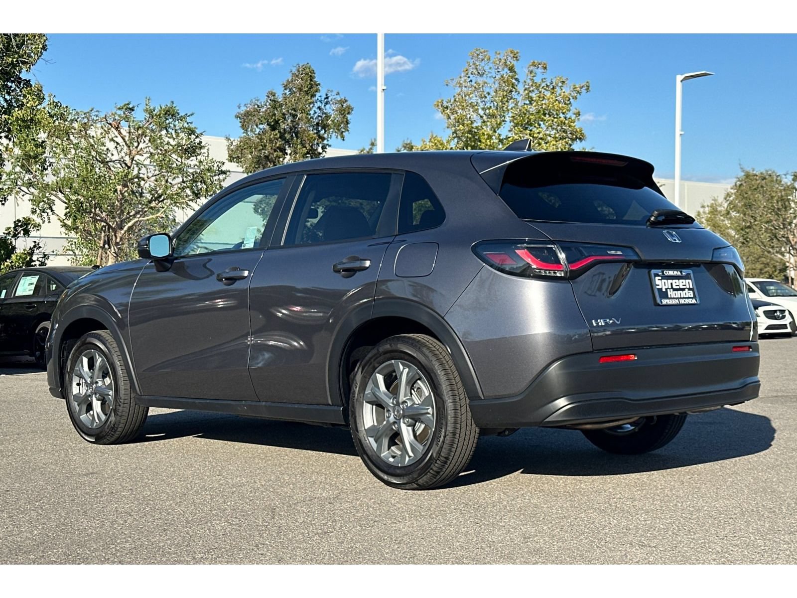Used 2027 Honda HR-V LX image 3