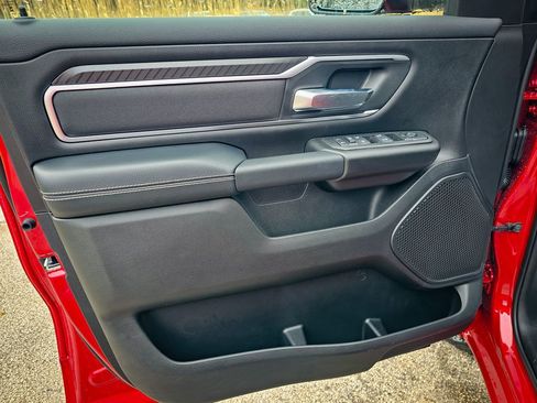 New 2026 RAM 1500 4x4 Crew Cab image 11