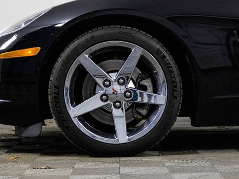 Used 2007 Chevrolet Corvette Coupe image 35