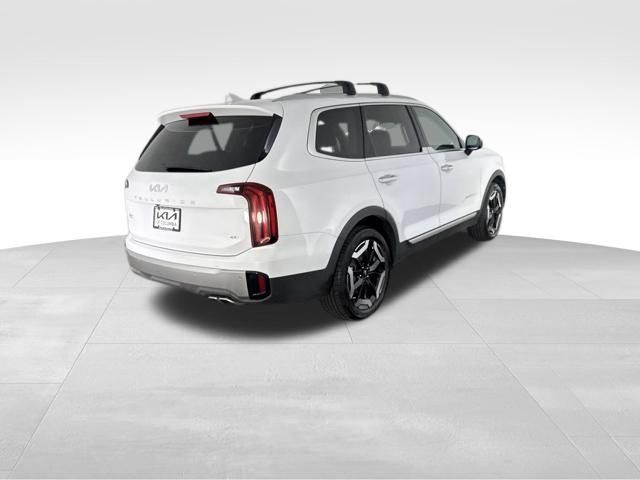 Certified 2025 Kia Telluride S AWD/4WD image 7