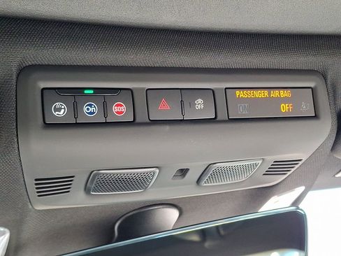 Used 2022 Chevrolet Corvette Stingray Preferred Cpe w/ Z51 Performance Package image 25