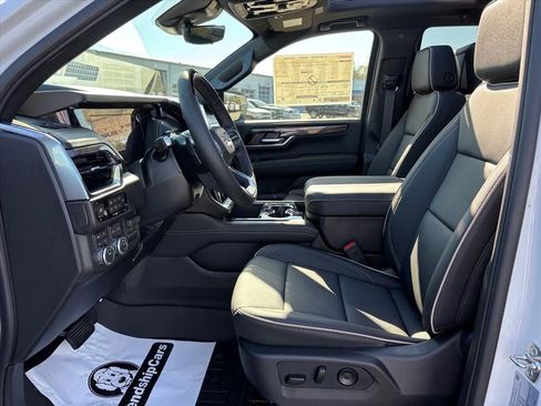 New 2026 GMC Yukon Elevation w/ Elevation Premium Package image 11