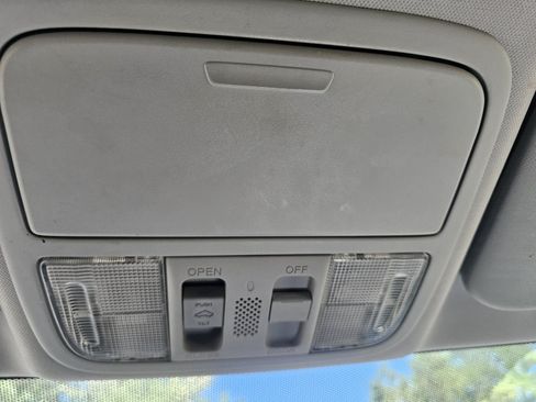 Used 2011 Honda CR-V EX image 18