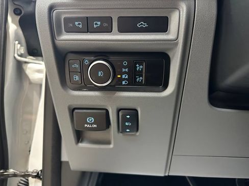 Used 2024 Ford F150 Lariat w/ Bed Utility Package AWD/4WD image 20