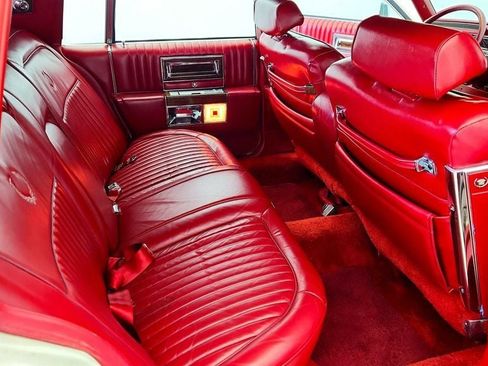 Used 1987 Cadillac Brougham image 26