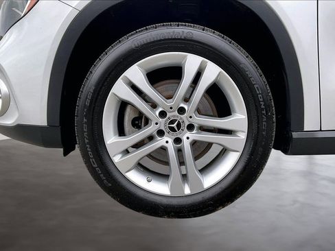 Used 2019 Mercedes-Benz GLA 250 4MATIC image 33