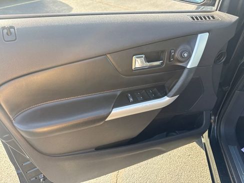 Used 2013 Ford Edge Limited AWD/4WD image 22