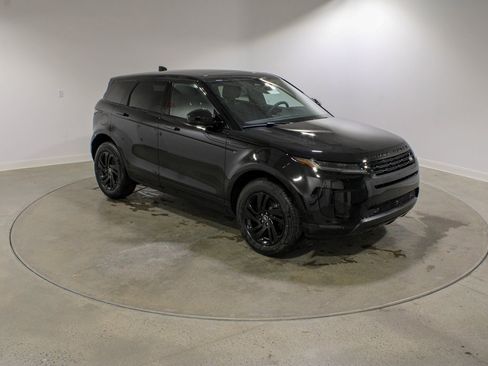 New 2026 Land Rover Range Rover Evoque S image 7