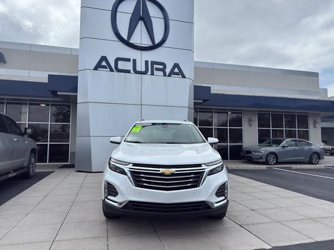 Used 2022 Chevrolet Equinox Premier FWD image 2