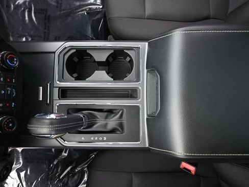 Used 2018 Ford F150 XLT w/ Equipment Group 302A Luxury AWD/4WD image 33