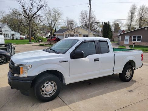 Used 2018 Ford F150 XL w/ Equipment Group 101A Mid AWD/4WD image 13