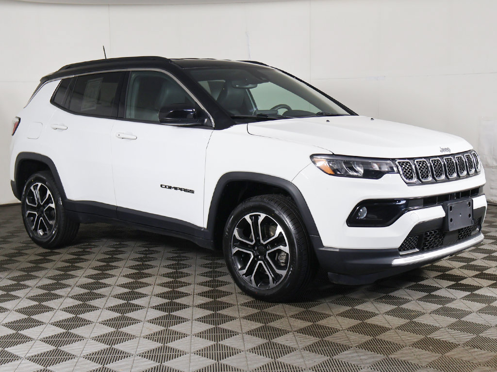 Used 2023 Jeep Compass Limited AWD/4WD image 3