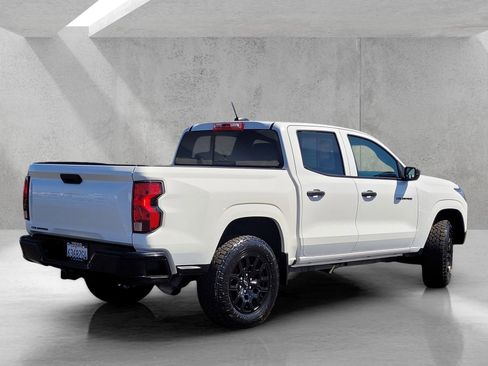 Used 2026 Chevrolet Colorado W/T w/ WT Custom Package image 4