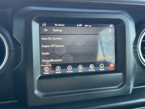 Used 2018 Jeep Wrangler Unlimited Sahara w/ Safety Group AWD/4WD image 66