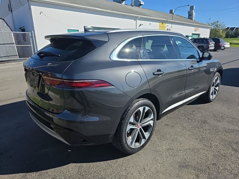 Used 2023 Jaguar F-PACE S AWD/4WD image 4