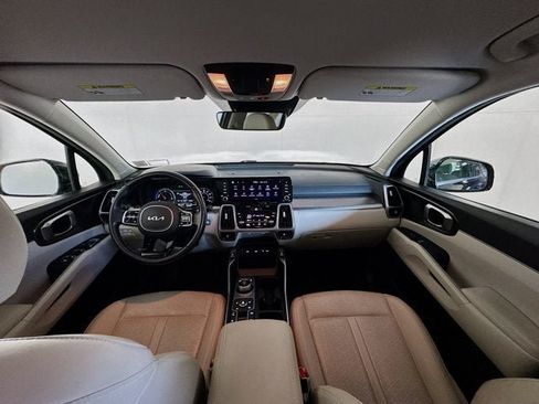 Certified 2024 Kia Sorento EX AWD/4WD image 33