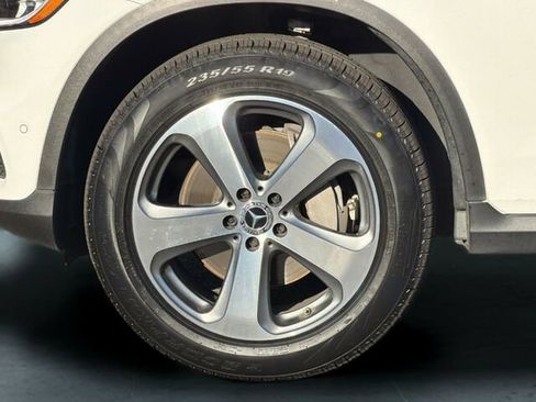 Certified 2022 Mercedes-Benz GLC 300 4MATIC image 33