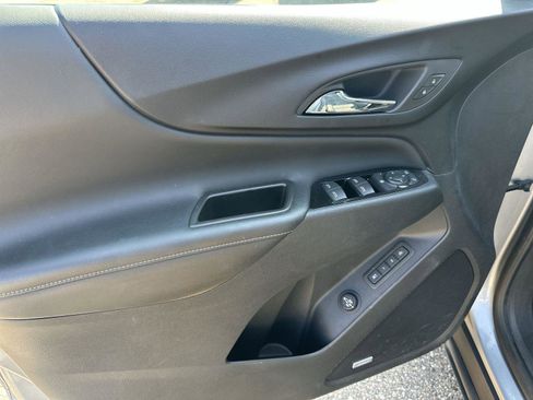 Certified 2023 Chevrolet Equinox Premier image 24