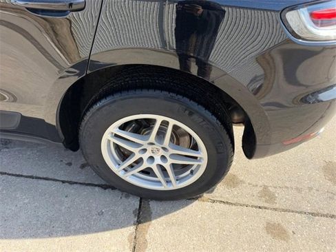 Used 2019 Porsche Macan image 7