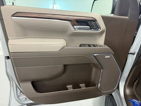 New 2026 GMC Sierra 1500 SLT w/ SLT Premium Plus Package AWD/4WD image 13