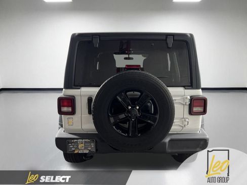 Used 2023 Jeep Wrangler Unlimited Sport AWD/4WD image 5