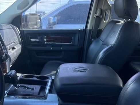 Used 2010 Dodge Ram 1500 Truck Laramie image 9