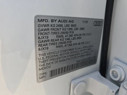 Certified 2025 Audi Q5 Premium w/ Convenience Package AWD/4WD image 36