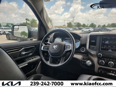 Used 2022 RAM 1500 Laramie AWD/4WD image 19