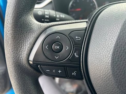 Used 2021 Toyota RAV4 XLE FWD image 20