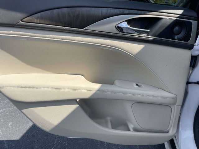 Used 2018 Lincoln MKZ Reserve w/ Magnetic Appearance Package AWD/4WD image 11